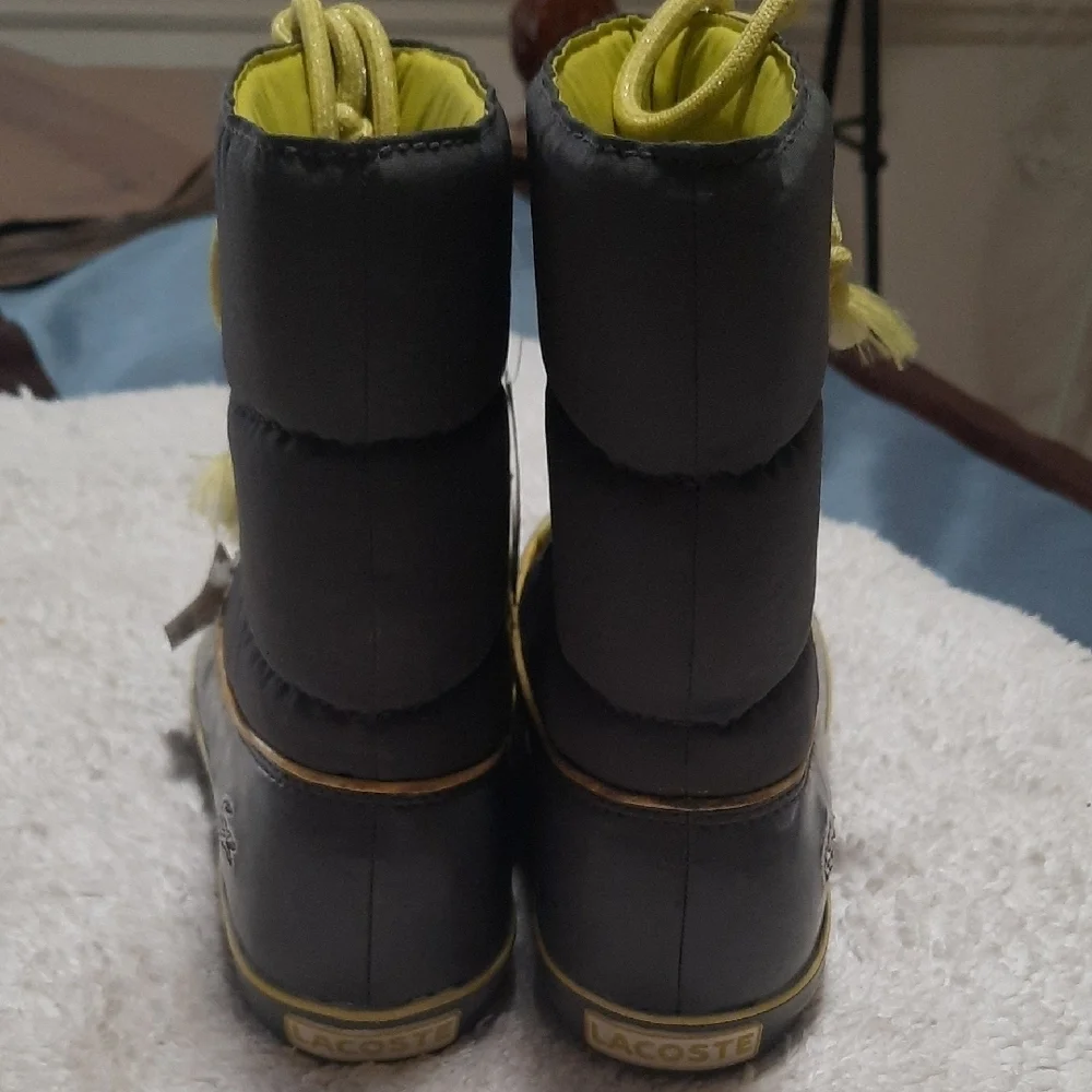Lacoste Women's Charcoal and Neon Yellow Winter Boots